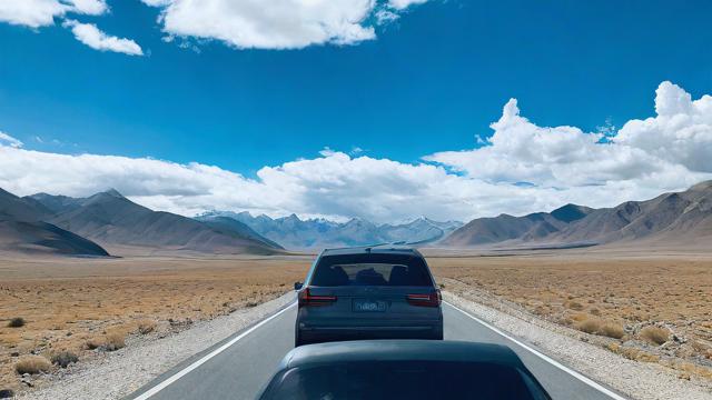 梦到坐车去旅游