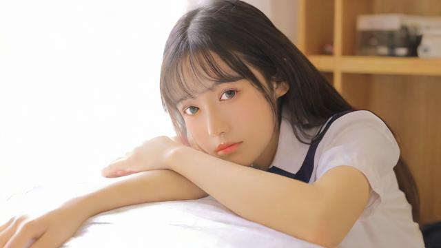 做梦梦到高中女同学