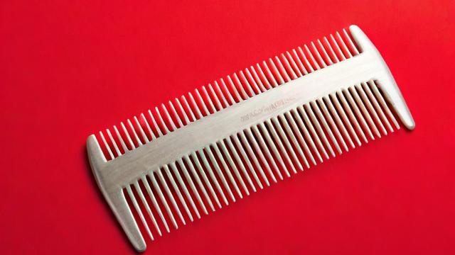 梦到梳子断了